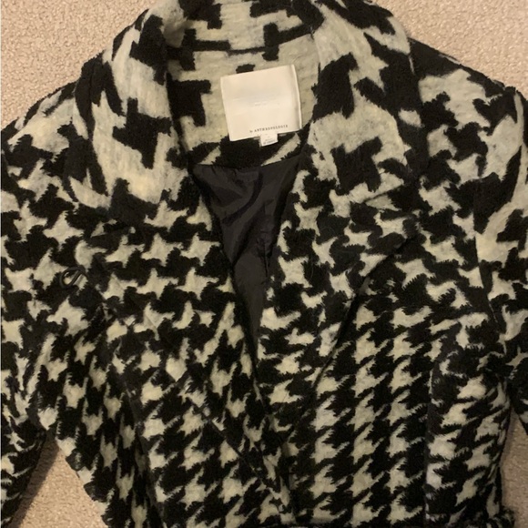 Anthropologie Black & White Houndstooth Belted Trench Coat - Picture 4 of 6